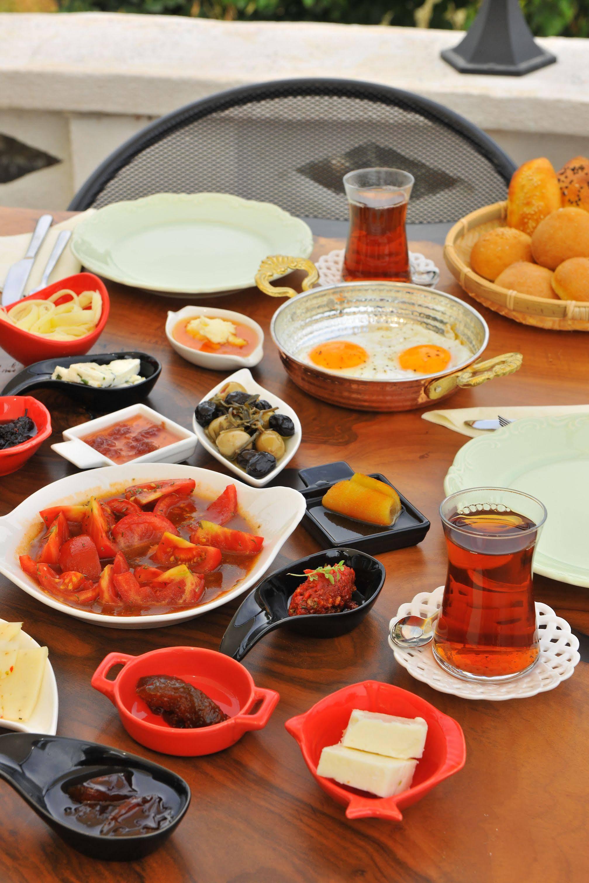 İmroz Petrino Goekceada Hotel&Kitchen מראה חיצוני תמונה